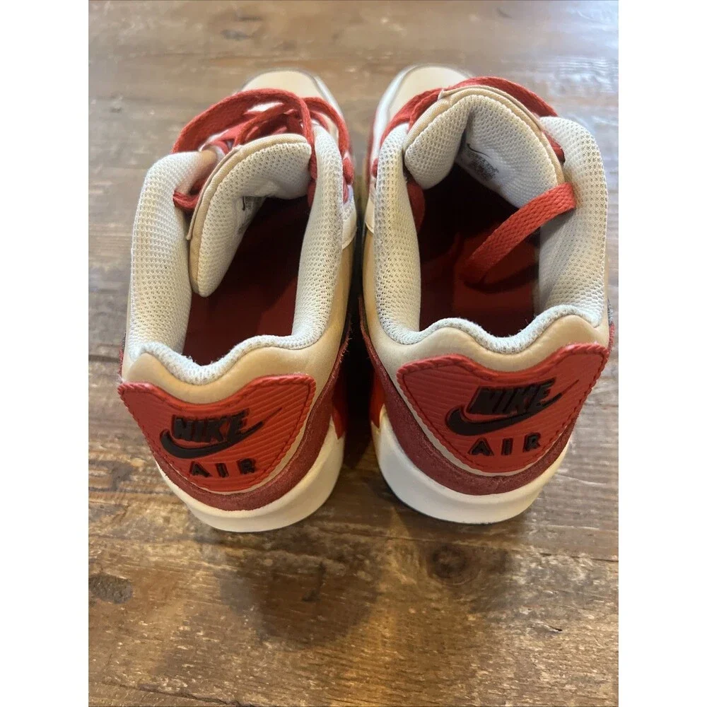 Nike Air Max 90 Leather Size 4.5 Y Youth Kids CD6864-200 Sesame Red Clay EUC